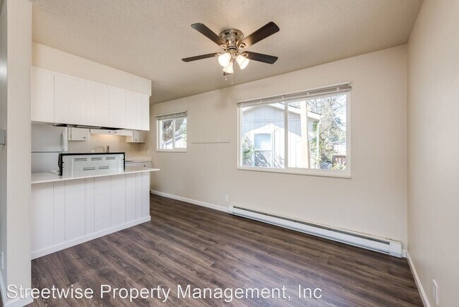 Foto del edificio - 2705 SE Courtney Ave