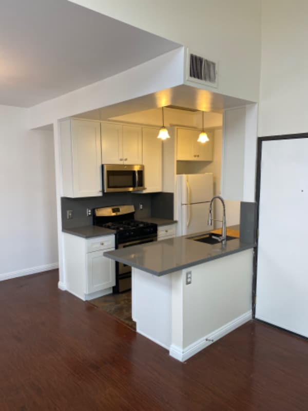 Photo - 1224 S Corning St Apartment