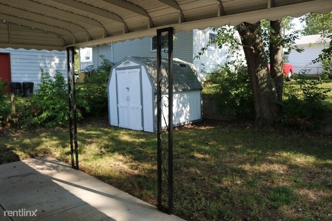 Building Photo - 3 br, 1 bath House - 1267 Carnegie Ave.