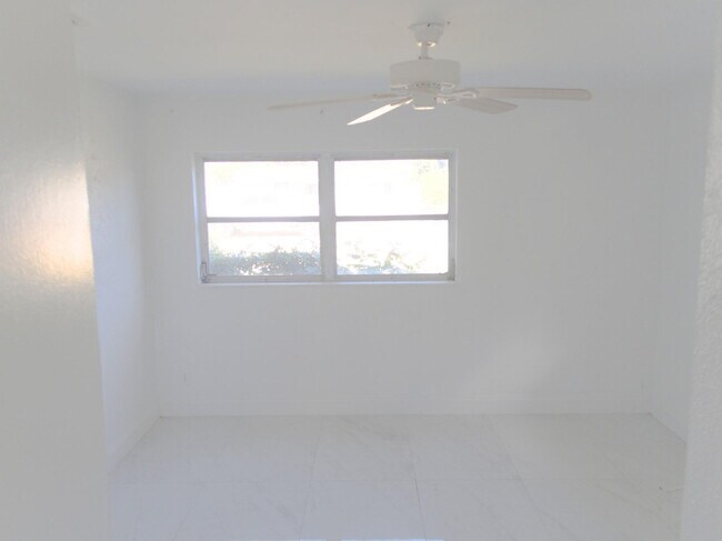 Building Photo - 5308 Marcia Pl