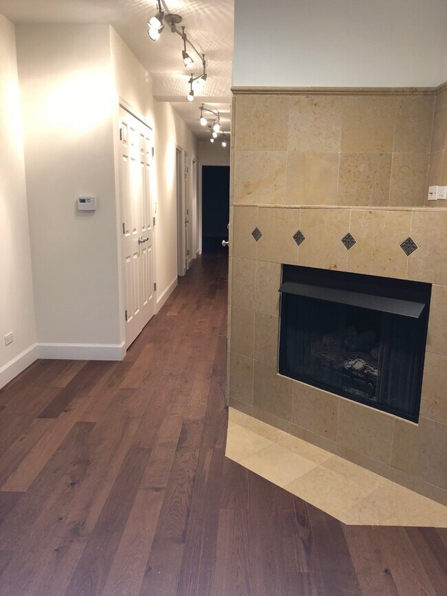 Foto del edificio - 1333 N Halsted St