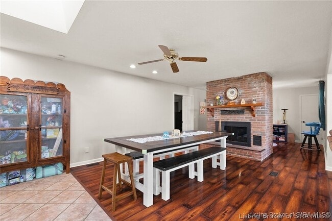 Building Photo - 917 Brentwood Ct