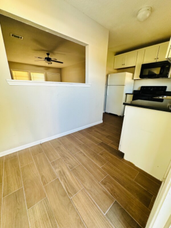 Foto del edificio - 1738-1740 W 9th St