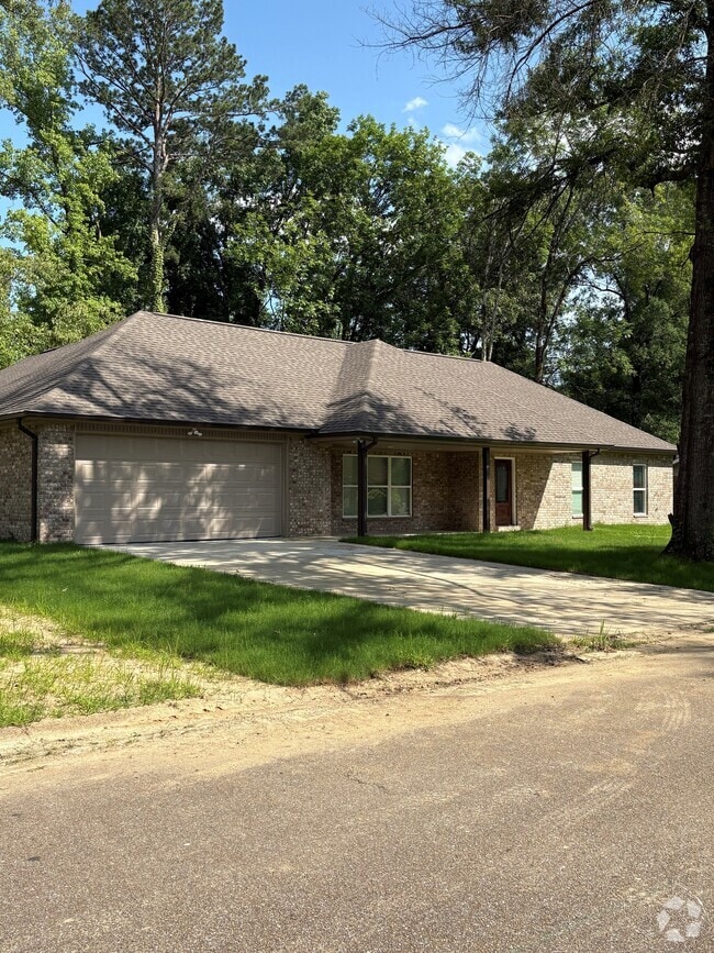 Building Photo - 74 Azalea Dr