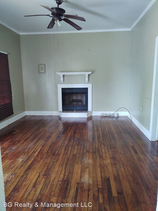 Building Photo - 2 br, 1 bath House - 207 S Bailey