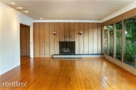 Building Photo - 3 br, 3 bath House - 4012 Via Valmonte