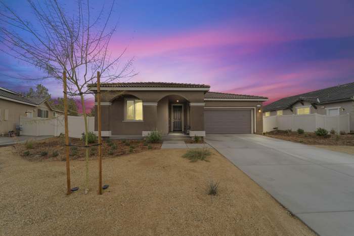 Foto principal - 44060 Buckeye Ct