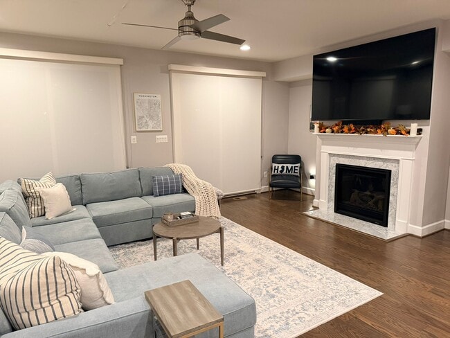 Living Area - 23659 Turtle Point Ter