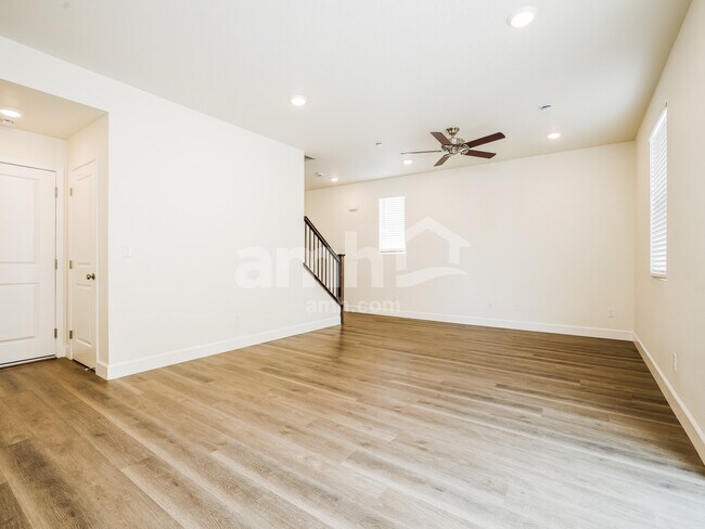 Building Photo - 6495 Enlightenment Dr