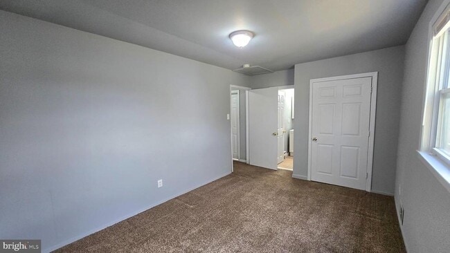 Foto del edificio - 2105 Hunter St