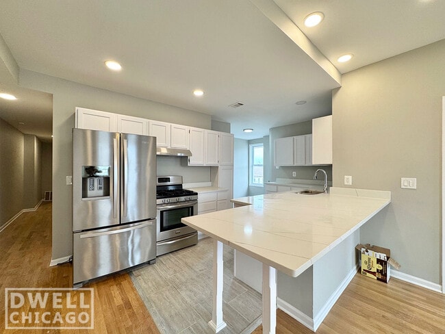 Foto del edificio - 1013 W 19th St