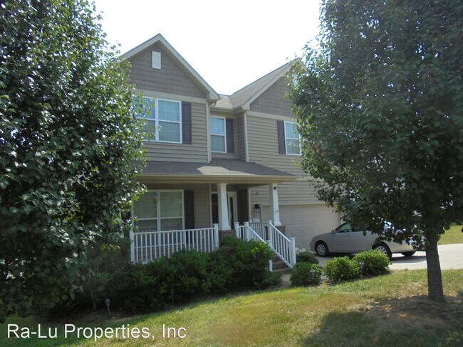 Building Photo - 4 br, 3.5 bath House - 8432 Pheasant Ridge...