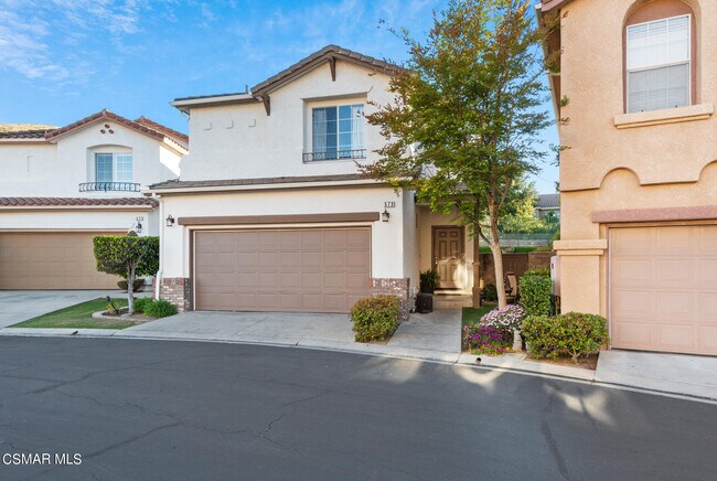 Building Photo - 573 Yarrow Dr