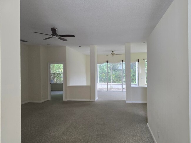 Building Photo - 5131 SE Sweetbrier Terrace