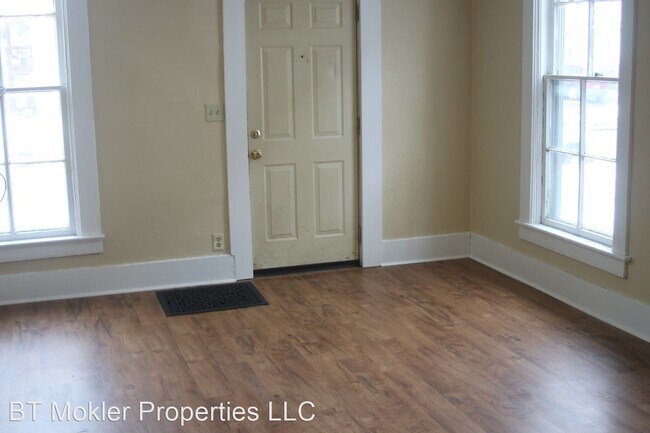 Building Photo - 3 br, 1 bath House - 735 Wisconsin St