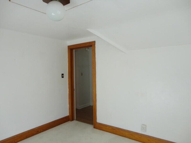 Foto del edificio - 4532 N Bartlett Ave