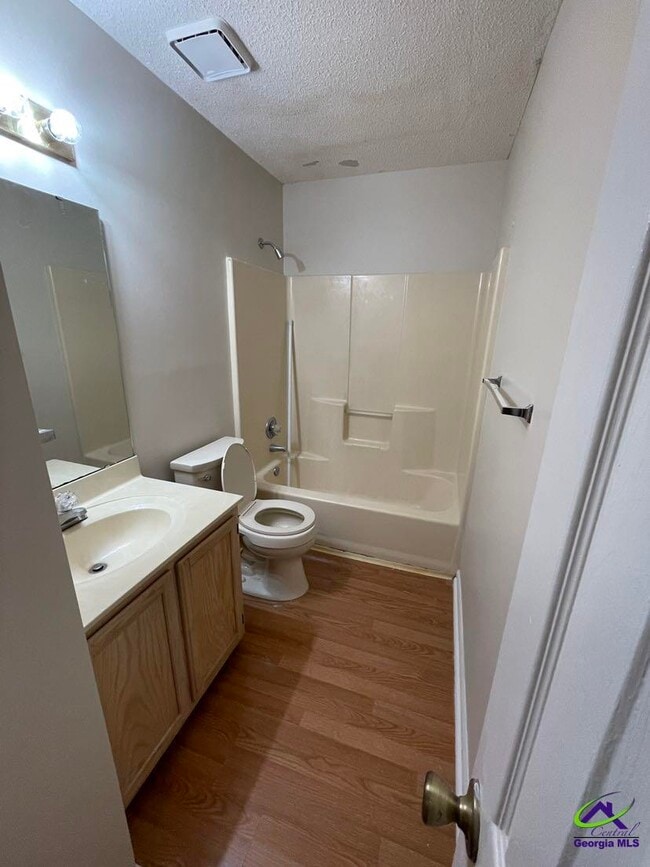 Building Photo - 121 Bayside Cir