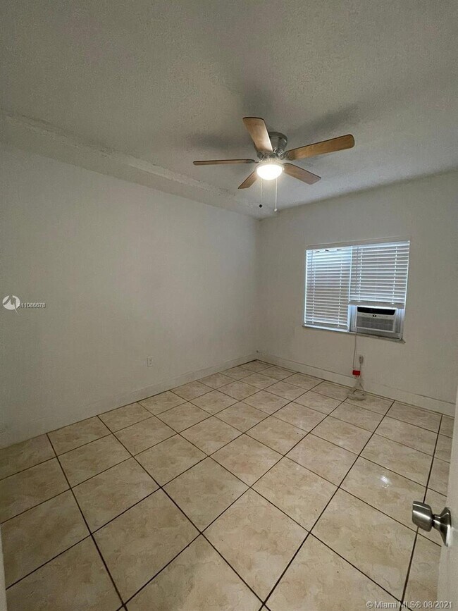 Foto del edificio - 6907 NW 2nd Ave