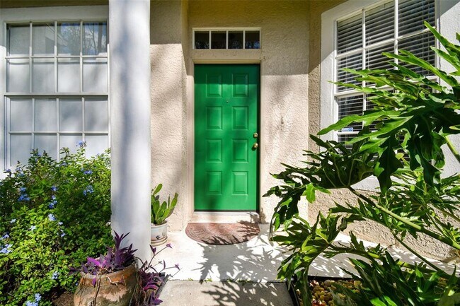 Building Photo - 1687 Starling Dr