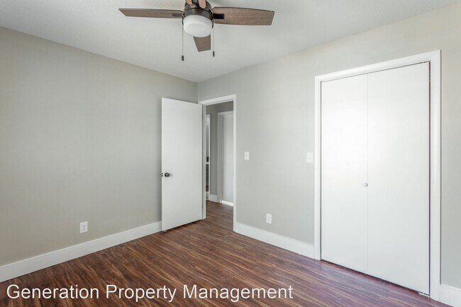 Building Photo - 4 br, 2 bath House - 5904 Pinelawn Drive