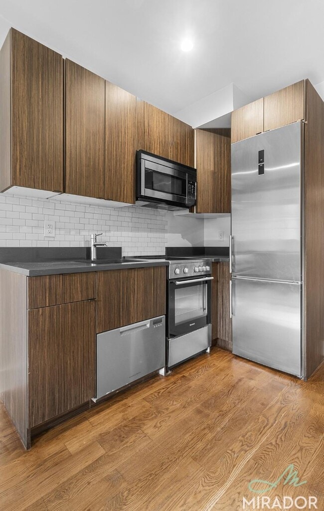 Building Photo - 1 bedroom in New York NY 10009