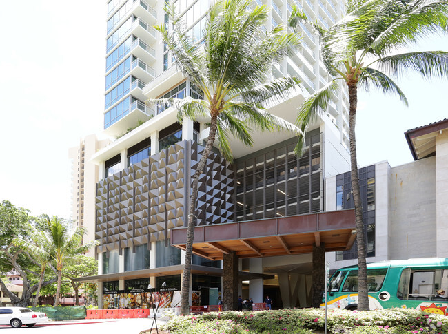 Foto del edificio - Ritz Carlton Residences Tower I