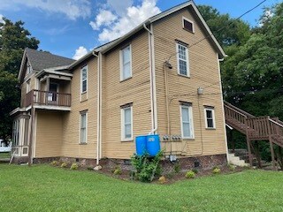 Building Photo - 1020 Oak Ave