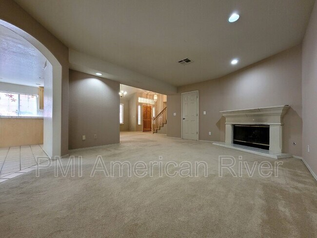 Building Photo - 108 Cool Springs Ct