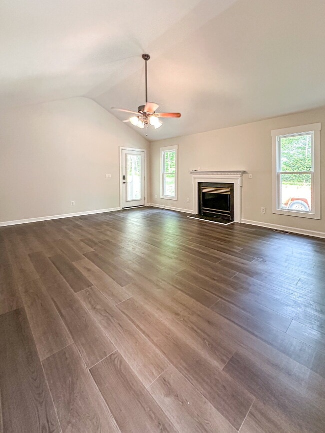 Foto del edificio - Peaceful One-Story Retreat in Franklinton, NC