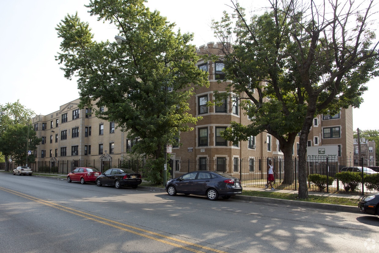 Primary Photo - 51 N Central Ave