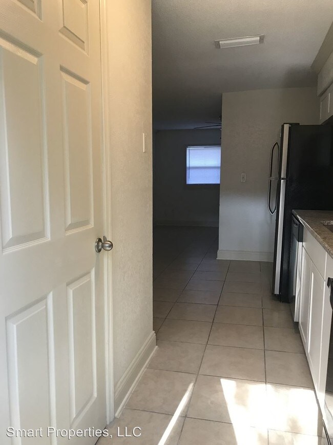 Foto del edificio - 2 br, 1 bath House - 137 E Patterson Street