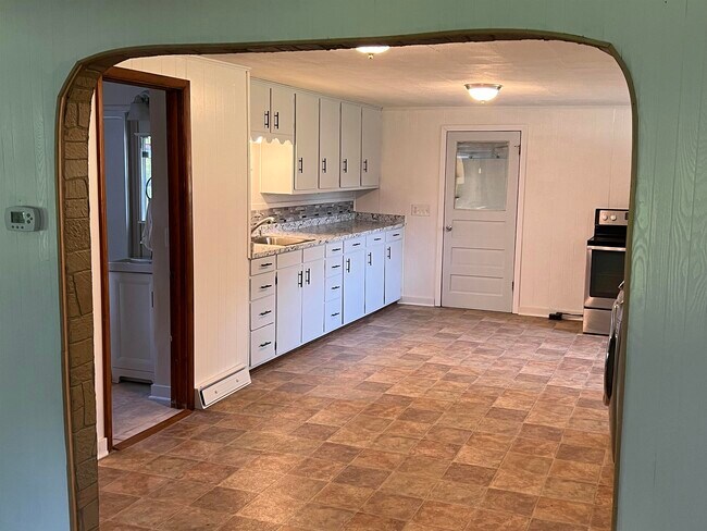 Building Photo - 6258 US-51