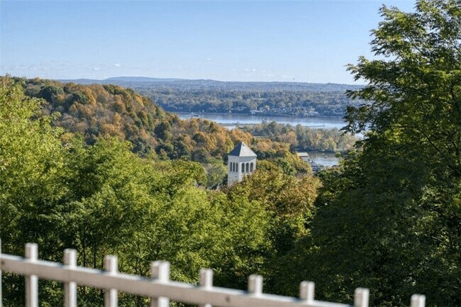 Foto del edificio - Chestnut Mansion LLC