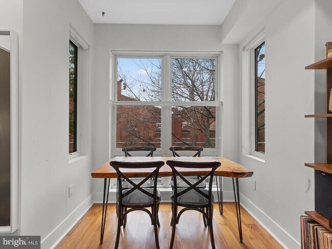 Foto del edificio - 11 15th St NE