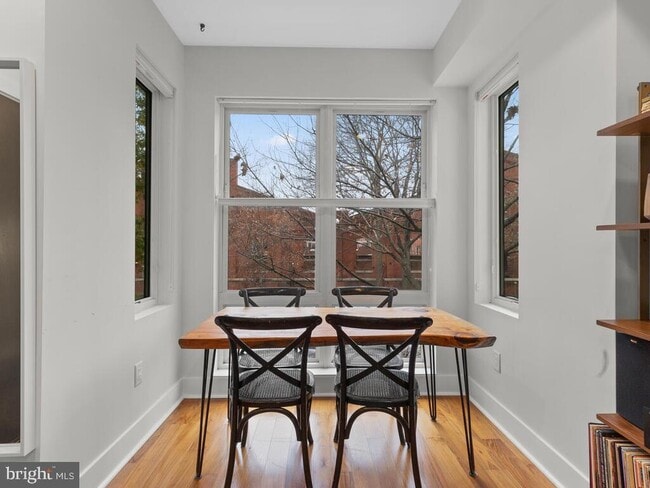 Building Photo - 11 15th St NE