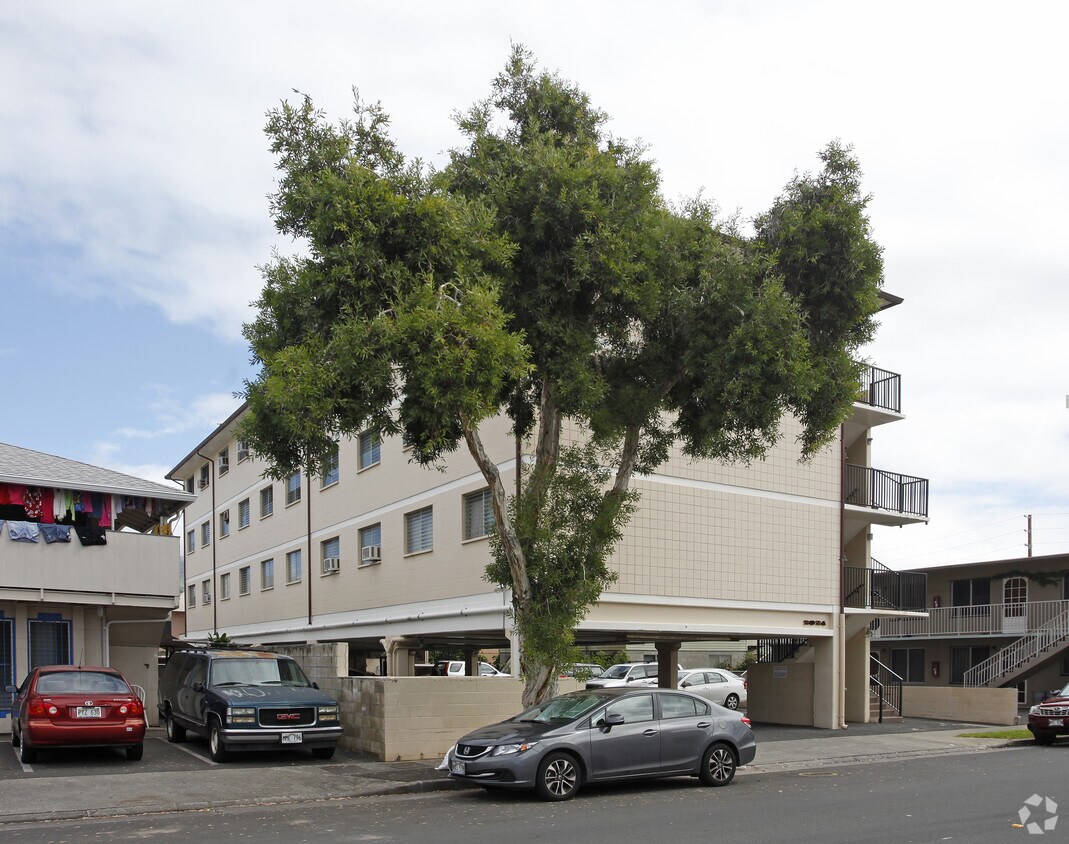 Building Photo - 2024 Waiola St