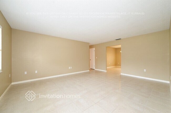 Foto del edificio - 6029 Christina Dr E