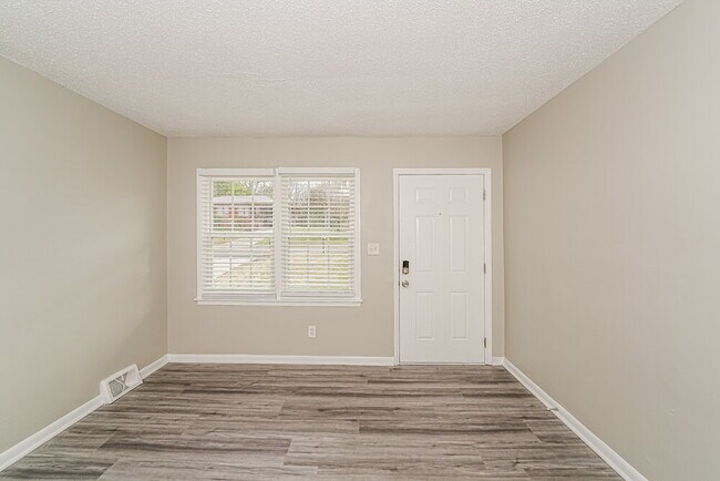 Foto del edificio - 2516 4th Way NW