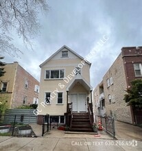 Building Photo - 2624 N Springfield Ave