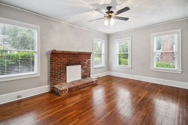 Foto del edificio - 422 Heathcliff St