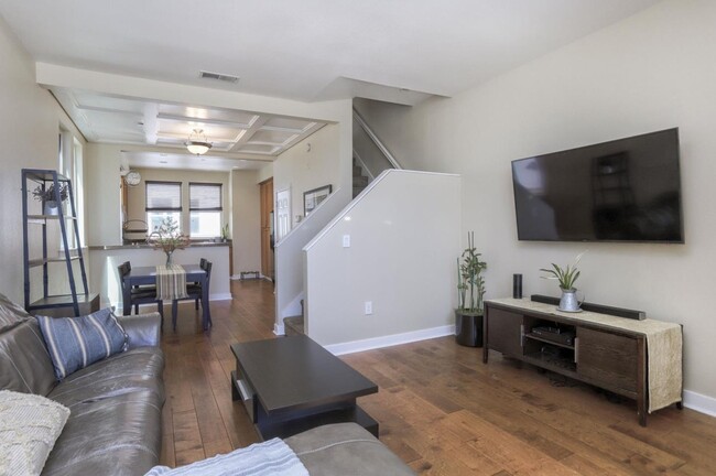 Foto del edificio - 177 Laurel Grove Ln