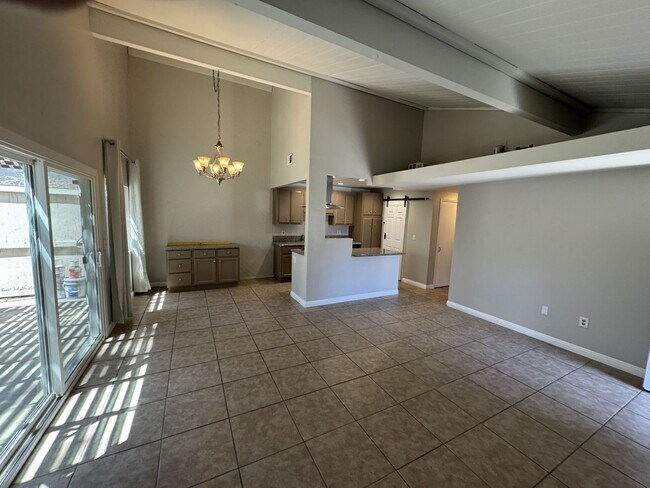 Foto del edificio - 319 S Spencer Ave
