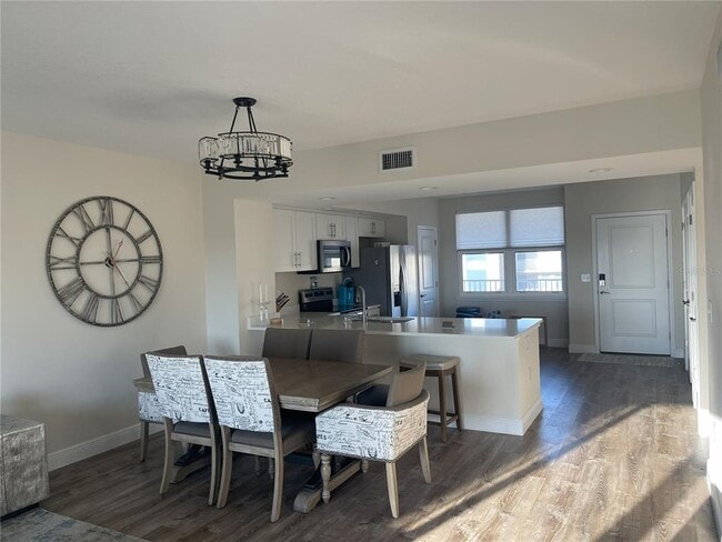 Foto del edificio - 960 Starkey Rd