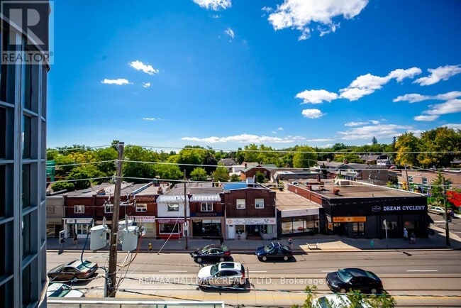 Building Photo - 952 Kingston Rd