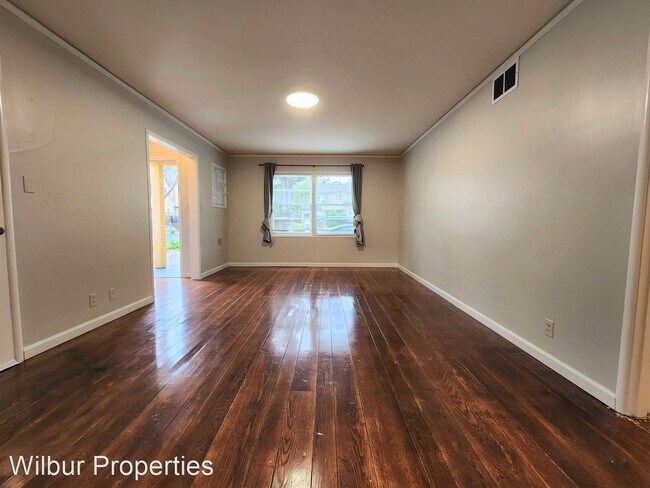 Foto del edificio - 2 br, 1 bath House - 1040 Fife Avenue