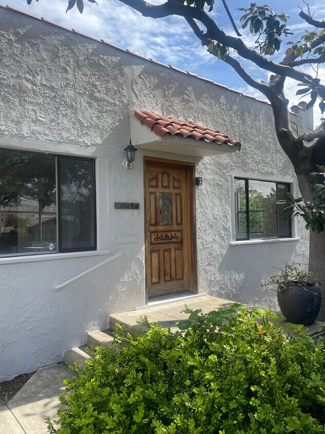 Front door - 1137 23rd St
