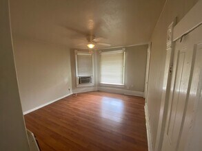 Building Photo - 326 N Philadelphia Ave