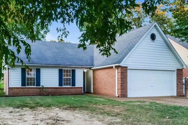 Foto del edificio - 9122 Valkrie Ln