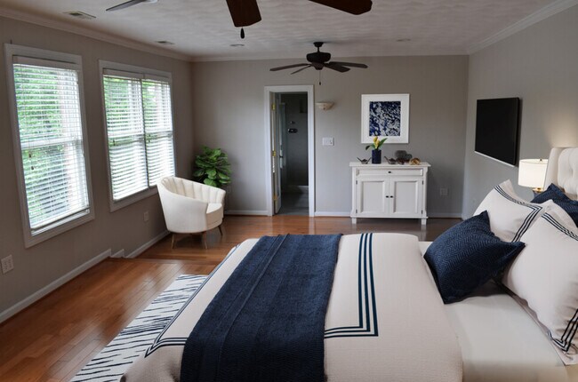 Foto del edificio - 1333 Baecher Ln
