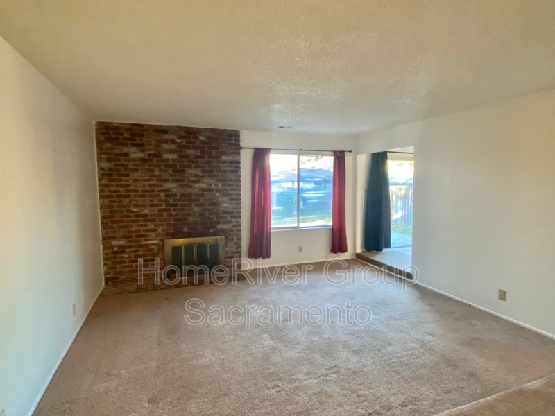 6725 Bodine Cir, Sacramento, CA 95823 House Rental in Sacramento, CA